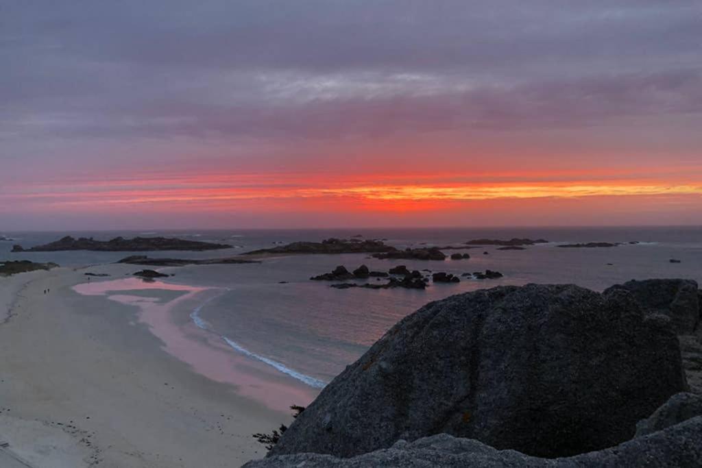 Maison Avec Spa Cote De Granit Rose Trégastel Kültér fotó