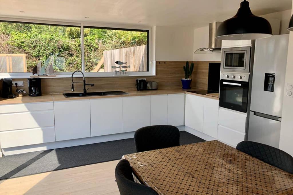 Maison Avec Spa Cote De Granit Rose Trégastel Kültér fotó